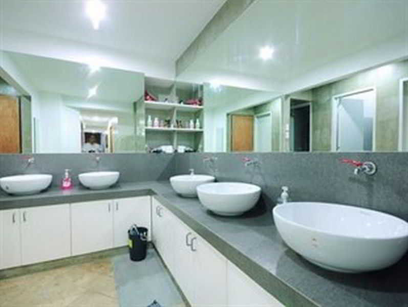 Mnl Boutique Hostel Makati City Zewnętrze zdjęcie