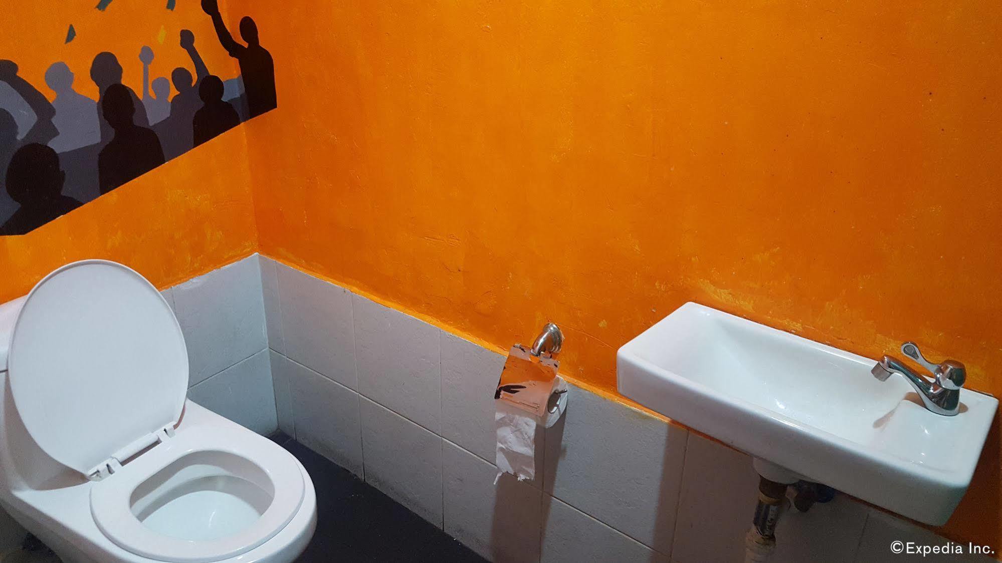 Mnl Boutique Hostel Makati City Zewnętrze zdjęcie